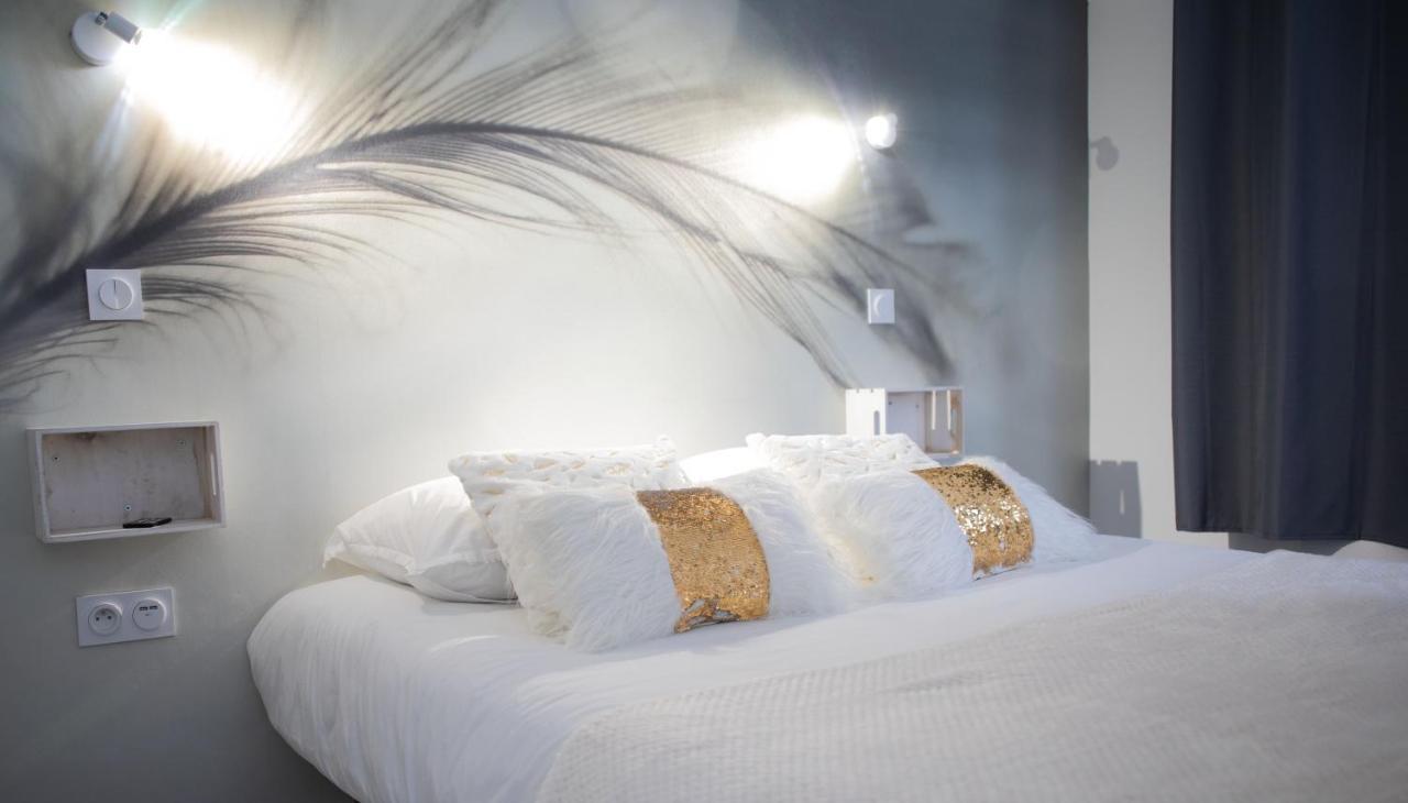 * Les Suites Aux Etoiles * Клермон-Ферран Экстерьер фото